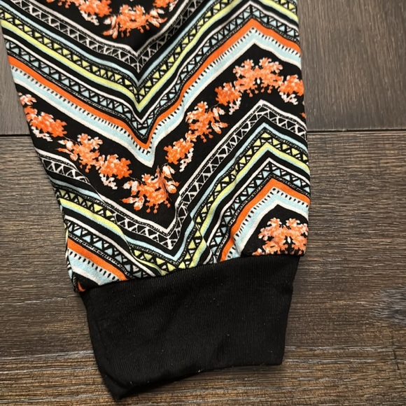 EYE CANDY FLORAL JOGGERS SIZE 2X - Picture 2 of 6